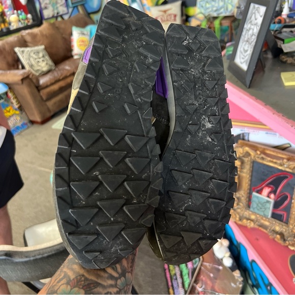 Pre owned but in good shape! - Picture 5 of 6